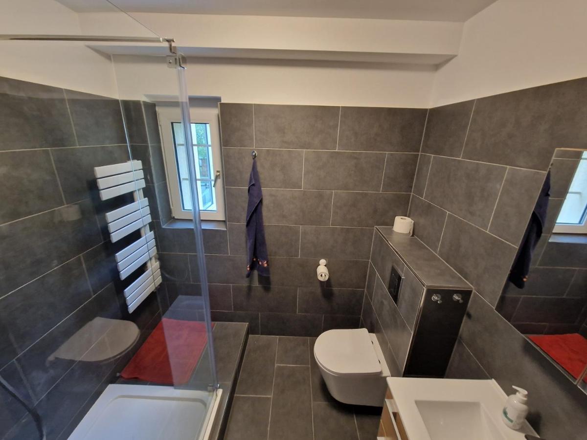 Geraeumige Und Zentrale Ferienwohnung Stahnsdorf Kültér fotó